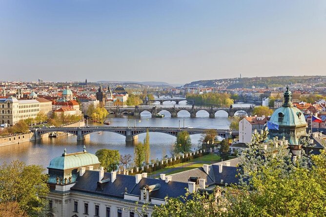 1 hour Prague Panoramic Vltava River sightseeing Cruise - 55 minutes of Prague views: Charles Bridge, Kampa Island, and Prague Castle
