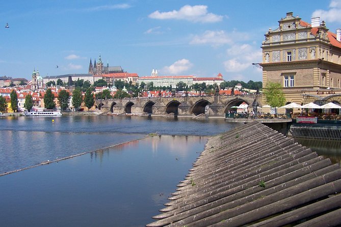 1 hour Prague Panoramic Vltava River sightseeing Cruise - Who this Vltava cruise suits best