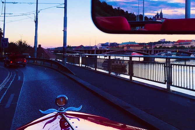 1,5 hour oldtimer convertible Prague sightseeing tour - The second-oldest bridge in the world: river views that set your mental map