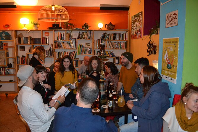Alternative bar tour with dinner in the art district - Who this is best for (and who should skip it)