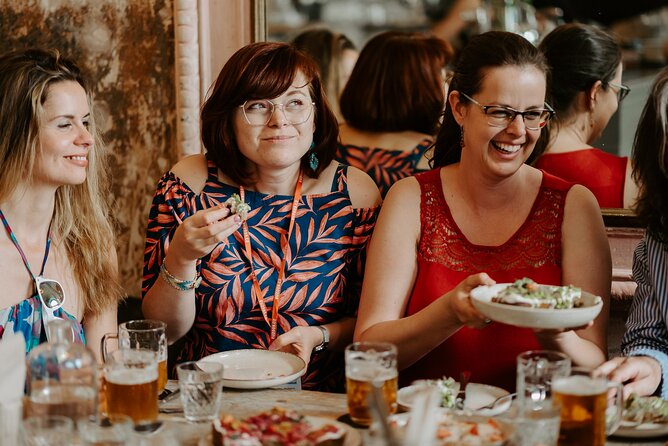 Award-Winning Prague Evening Old Town Food and Drink Tour - What you actually eat and drink: built like dinner