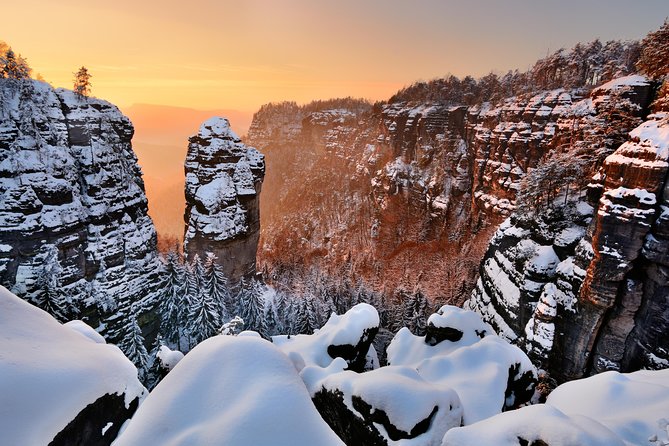 Bohemian & Saxon Switzerland From Prague-Travelers' Choice 2025 - Mezná lunch in the park: Czech beer, a la carte choices, and real diet flexibility