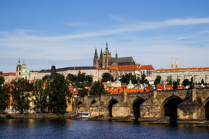 Classic Prague Castle Tour, Strahov Monastery & Castle District - Key highlights worth your time