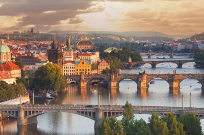 Discover Prague Private Tour - 3 hours - Walking vs private car: how to choose the right Prague pace