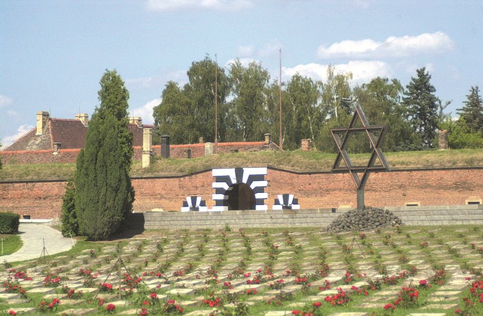 From Prague: All-inclusive Bus Tour to Terezin Memorial - Stop at the Terezín Memorial: Ghetto Museum Time (and That First Sobering Look)
