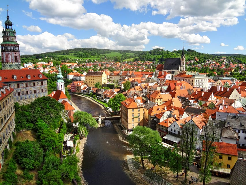 From Prague: Český Krumlov Full-Day Tour with Pickup - Timing, group size, and how the day stays comfortable