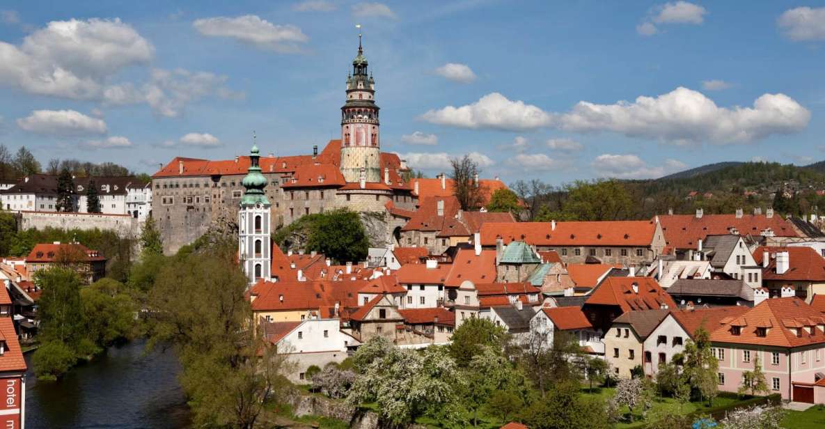 From Prague: Full-Day Český Krumlov Tour with Lunch - The Bus Ride Reality: Meeting Point and the 2.33-Hour Stretch