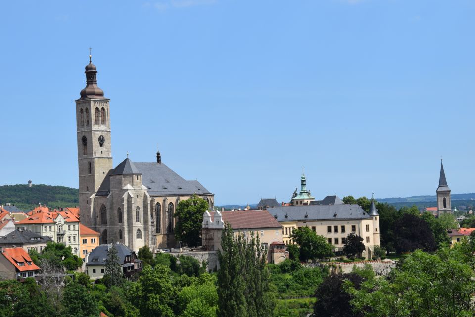 From Prague: Half-Day Coach Tour to Kutná Hora - Food Breaks: Where the Tour Lets You Eat Like a Human