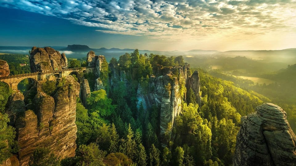 From Prague: Tour to Saxon and Bohemian Switzerland - The drive through the Elbe Canyon: scenic, but keep your eyes on the road too