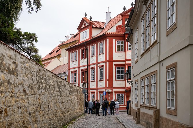Full-Day Prague Tour with Prague Castle, Lunch and Vltava Cruise - Old Town Square and the Jewish Quarter on foot