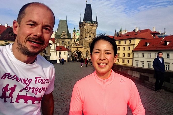 Guided Sightseeing Running Tour in Prague (9-12K) - How a guided running tour works in Prague