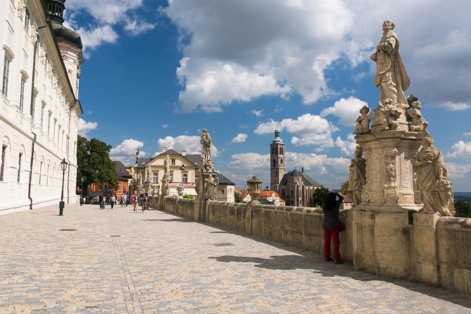 Half Day Trip to Kutna Hora and Bone Church from Prague - Who should book this tour (and who should skip)