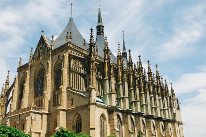 Kutna Hora Day Tour Including Sedlec Ossuary from Prague - Prague to Kutná Hora: a day that actually feels like a day trip