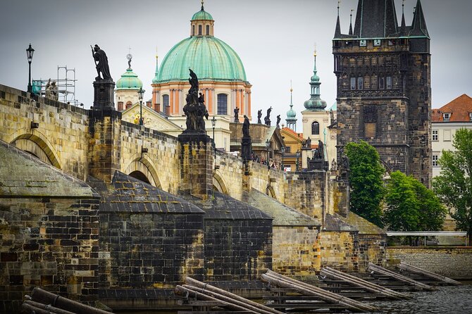 Old Town, Astronomical Clock & Underground Tour with PragueWay - Stare Město walking: cobbles, courtyards, and the “get it” factor