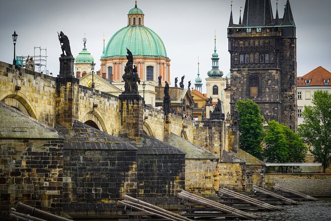 One Day See-it-All Prague Tour & River Boat Cruise with PragueWay - Lesser Town Refreshment Break and How to Use It Smart