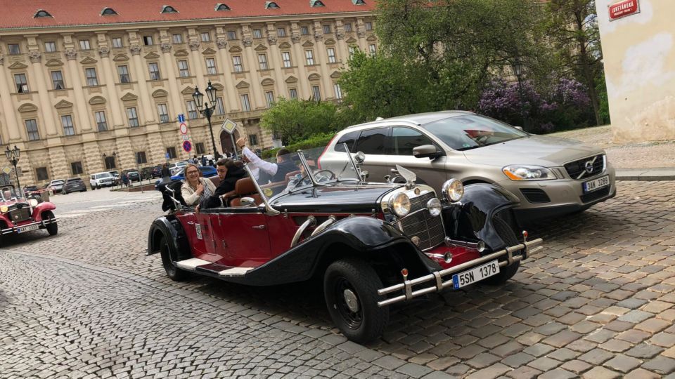 Prague: 1-Hour Private Tour in Vintage Car - Key highlights you’ll feel right away