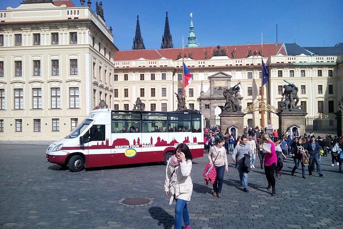 Prague 2-hour Panoramic Bus Tour - Old Town Square start: audio in 26 languages, and how to use it well
