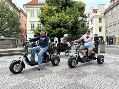 Prague: 2 hours FUN TRIKE tour in Prague with guide - E-trike riding in Prague: easy controls, real street conditions