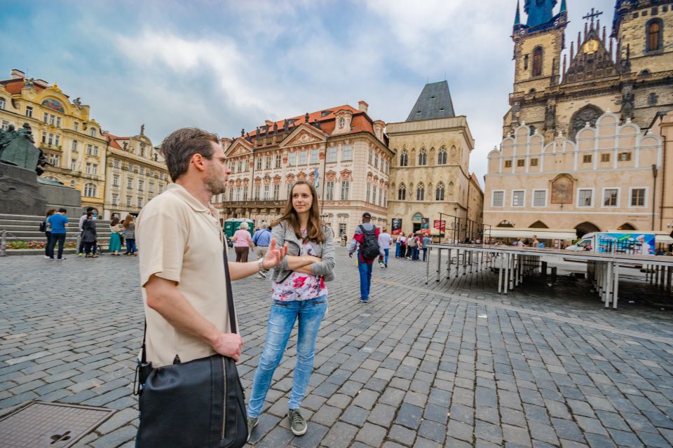 Prague: 3-Hour Walking Tour of Old Town & Prague Castle - Weather, pace, and who this tour fits best
