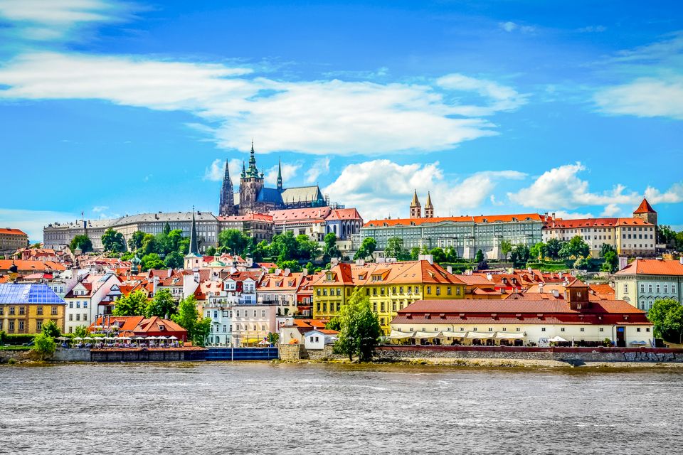 Prague: 45-Minute Sightseeing Cruise to Devil's Channel - Winter comfort: heated, closed-top boat beats the cold reality