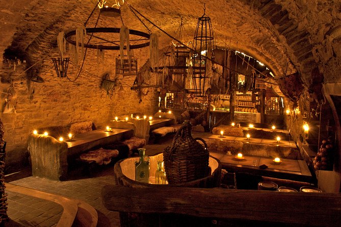 Prague 5 Courses Medieval Dinner and Live Performances - Timing Tips: 3 Courses at 4pm vs 5 Courses at 7pm