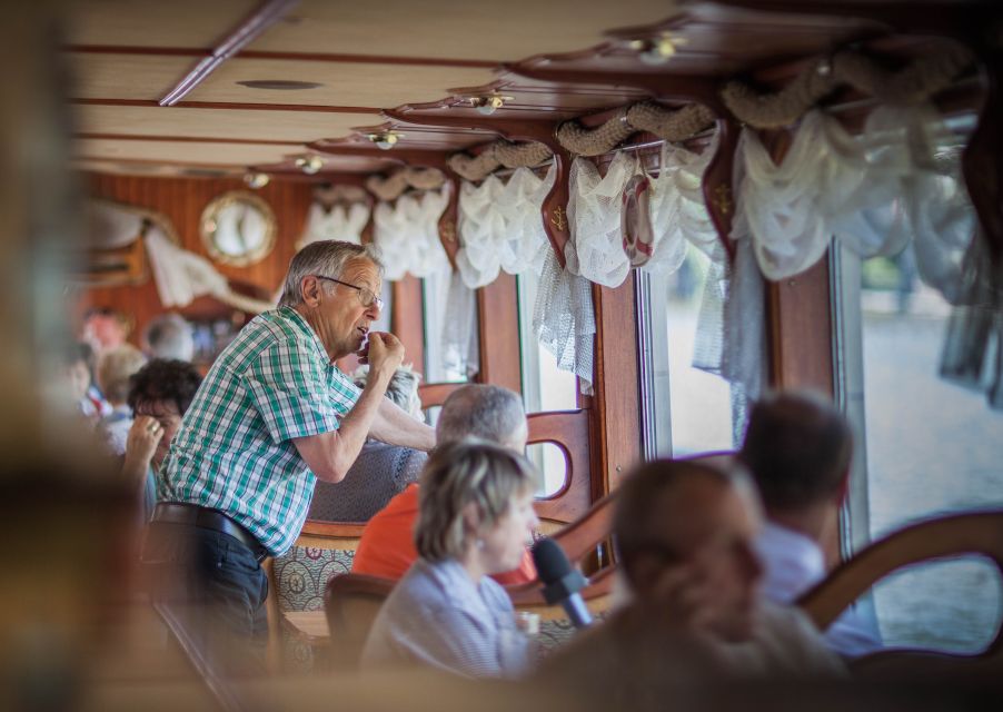 Prague: Afternoon Beer Cruise with Drinks Included - Who this Prague afternoon cruise is best for