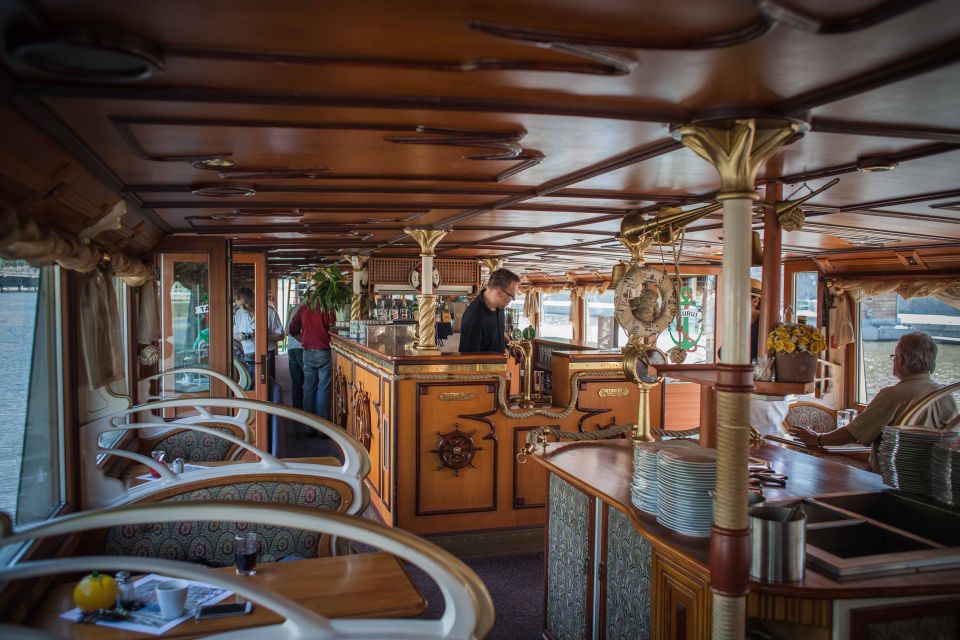 Prague: Afternoon Beer Cruise with Drinks Included - Štvanice Island and the return ride: relax, don’t rush