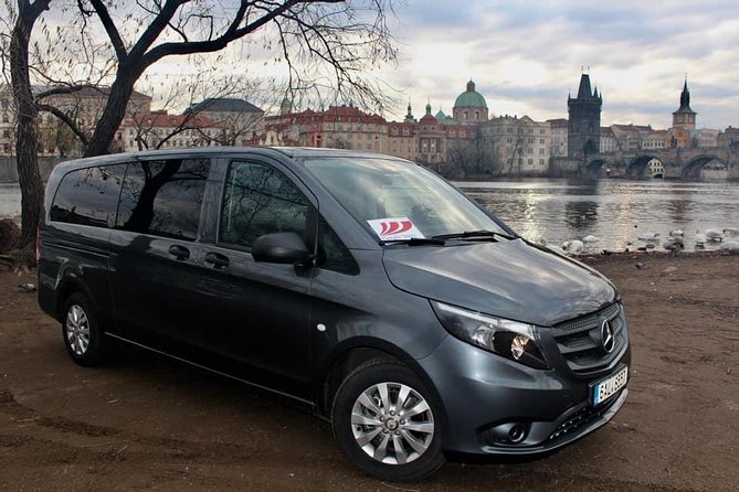 PRAGUE AIRPORT - CITY TRANSFERS in Spanish - Puntos clave antes de reservar