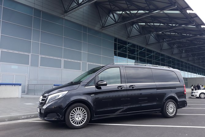 Prague Airport Private Arrival Transfer - The “11am voucher” walking tour: why this combo works