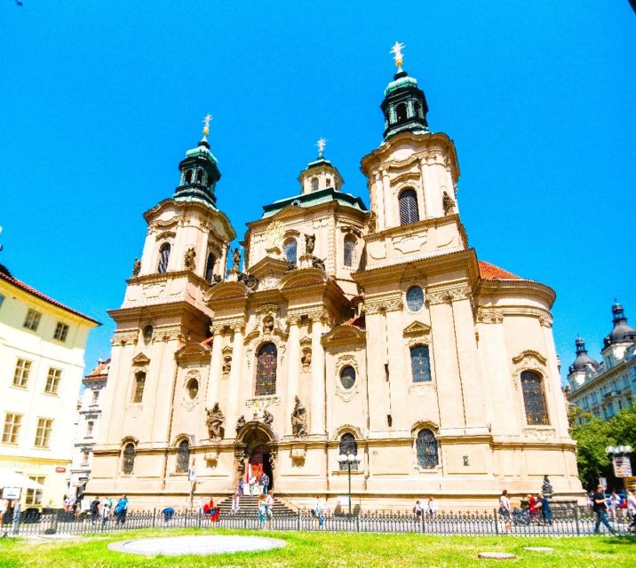 Prague: Astronomical Clock Tower Entry Ticket & Audio Guide - The 20-Minute Intro: What You Learn Before You Look Up