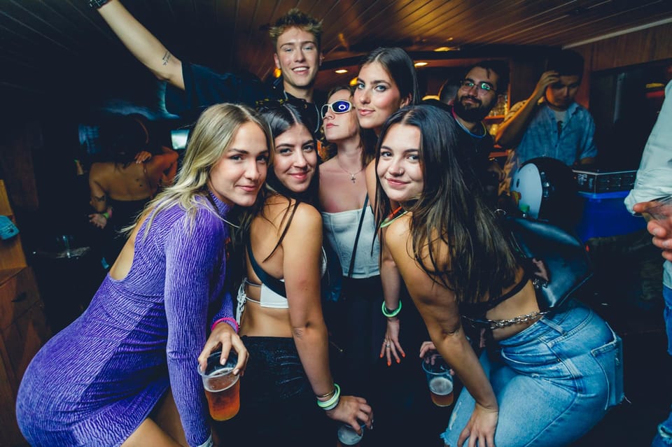 Prague: Boat Party with Unlimited Drinks & After Party Entry - Key things to know before you go