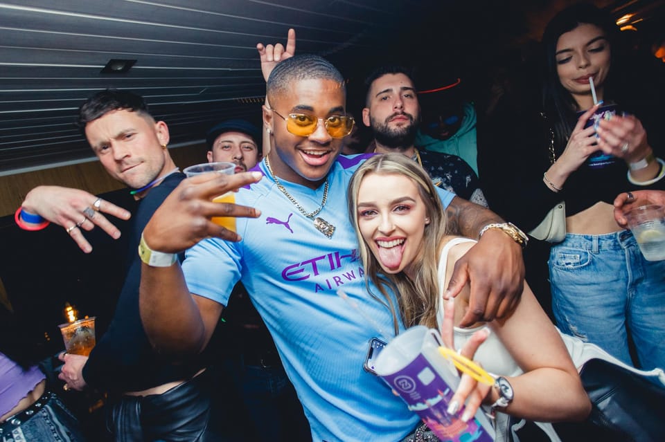Prague: Boat Party with Unlimited Drinks & After Party Entry - Price and value: is $22 worth it?