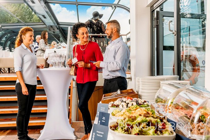 Prague Boats 2-hour Lunch Cruise - Seating Choices: Window Tables Help (But You Don’t Always Need Them)