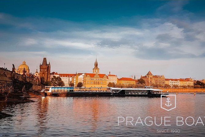 Prague Boats 3-hours Crystal Dinner Cruise - Smíchov Lock Twice: A Small Mechanical Moment That Changes the Feel