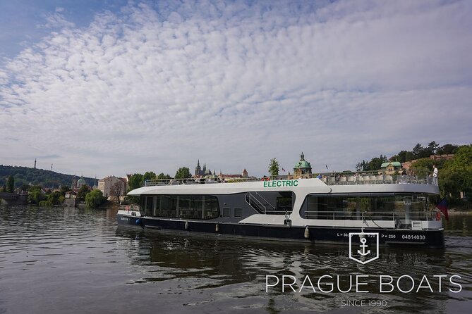 PRAGUE BOATS: 50-Minute Sightseeing Cruise - Getting to Dvořákovo nábř. without losing time