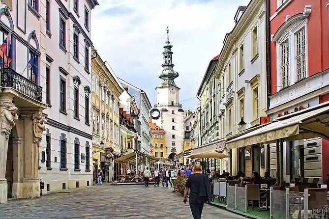 Prague-Budapest One-Way Sightseeing Day Tour - What a 10-Hour Schedule Feels Like On the Road