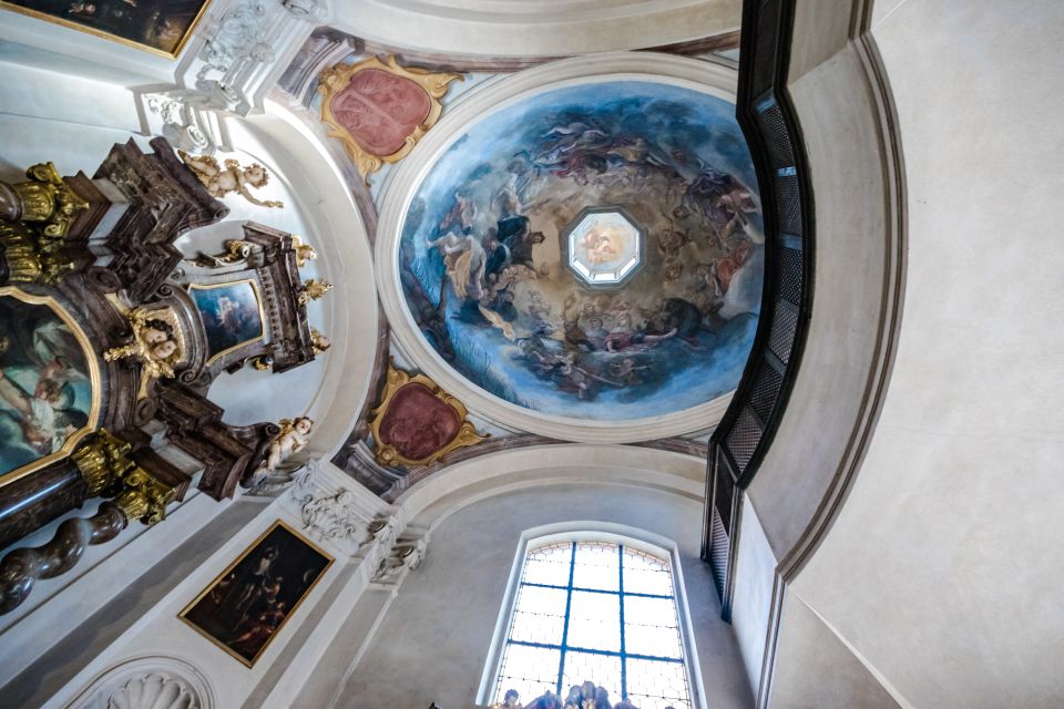 Prague Castle 2.5-Hour Tour Including Admission Ticket - Who This Tour Is Best For (and Who Should Rethink It)