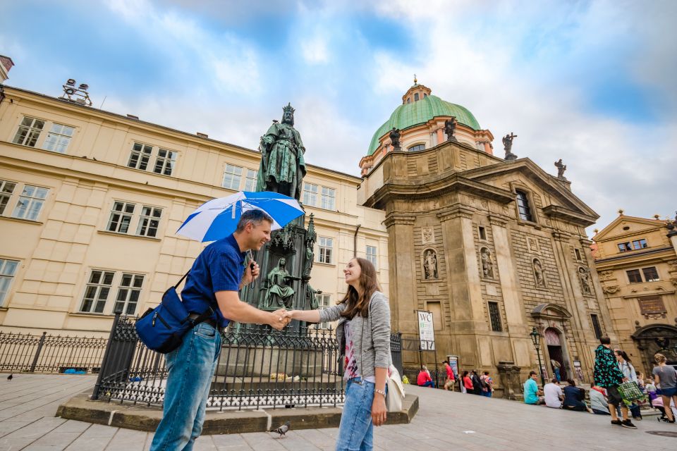 Prague Castle 2.5-Hour Tour Including Admission Ticket - Golden Lane: Small Doors, Big Stories