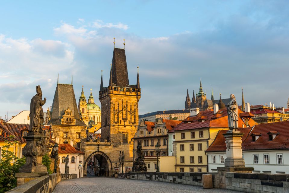 Prague: Castle and Jewish Quarter Tour with Cruise and Lunch - Price and value: what your $100 really buys
