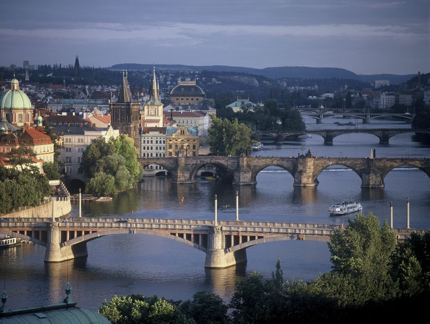 Prague City: 1-Hour Orientation Tour by Bus - Who this tour is best for (and who should pass)