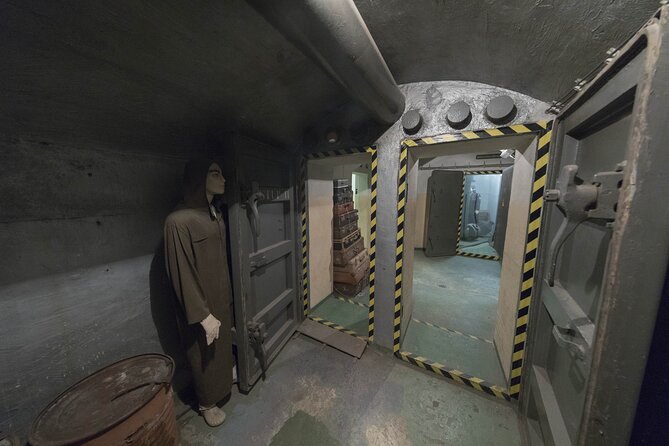 Prague Communism History and Nuclear Bunker Tour - Why Prague Communist History Feels Different on Foot