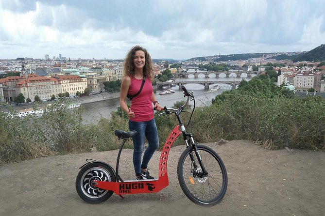 Prague Fat Tire or Regular Scooter City Tour - Meeting point and pickup: where the tour actually starts