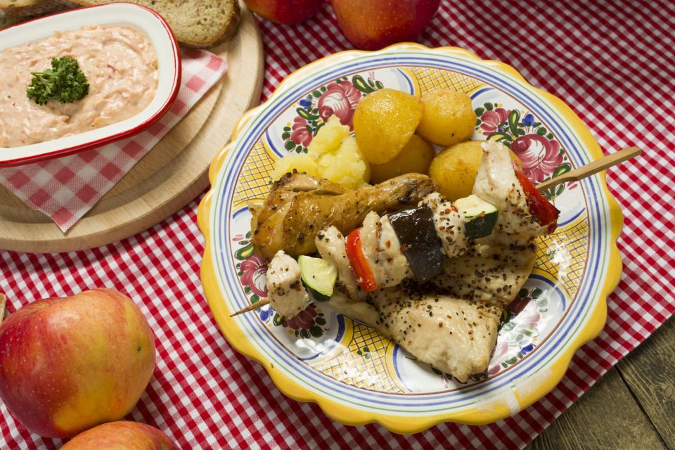Prague: Folkloric Dinner Show with Unlimited Drinks - The folklore show: dance lessons, sing-alongs, and audience energy