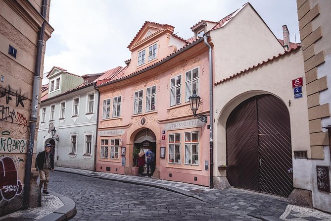 Prague Food Tour with 10 Tastings of Authentic Czech Classics - Inside the Food Lineup: 10 Tastings You Can Plan Around
