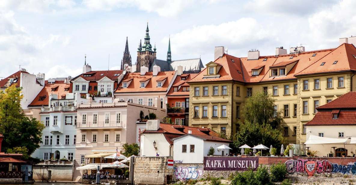 Prague: Full-Day Sightseeing Tour with Cruise and Lunch - Lunch at a traditional pub: fueling a long day (and what you actually get)