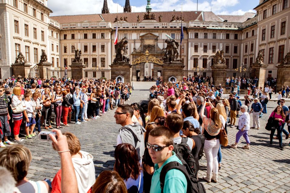 Prague: Full-Day Sightseeing Tour with Cruise and Lunch - Josefov: Powder Gate area into the Jewish Quarter stops