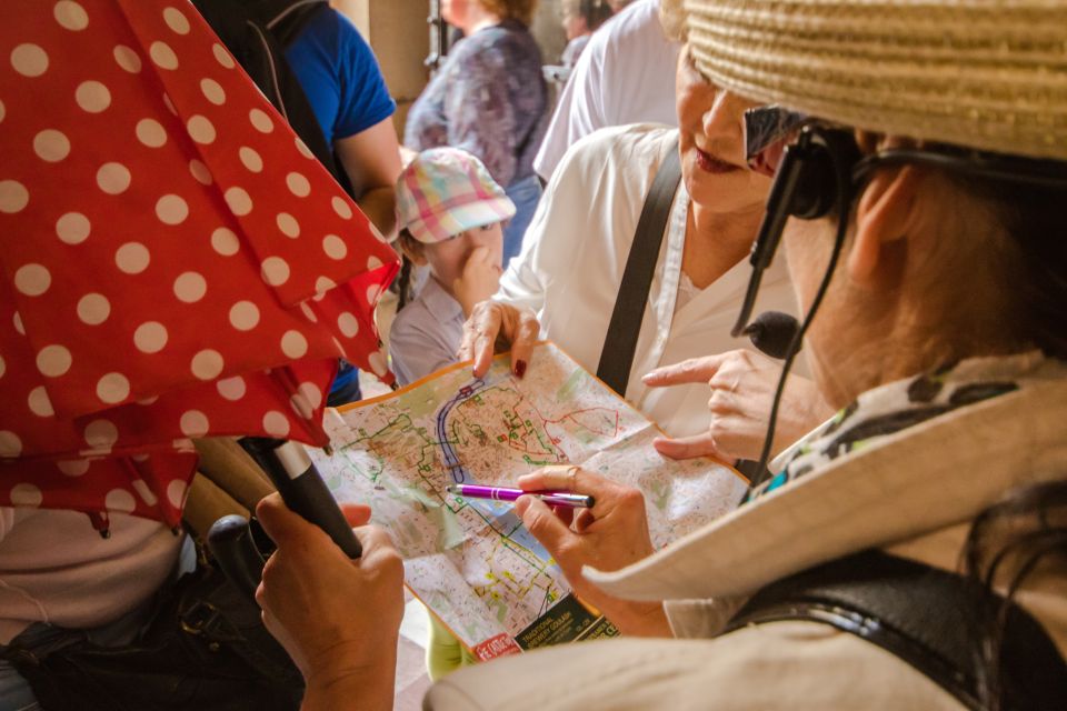 Prague: Guided Bus & Walking Tour with River Cruise & Lunch - A 6.5-Hour Prague Sampler by Bus, Foot, and Vltava Boat