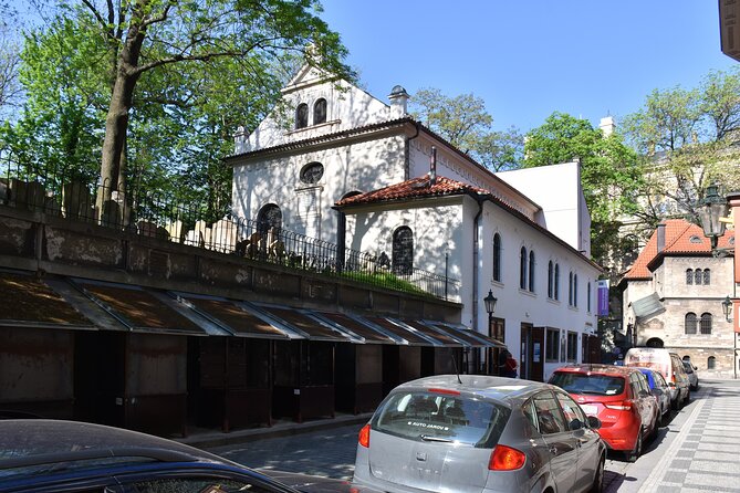 Prague Jewish Quarter Walking Tour with Admission Tickets - Old Jewish Cemetery: where 12,000 tombstones change your perspective