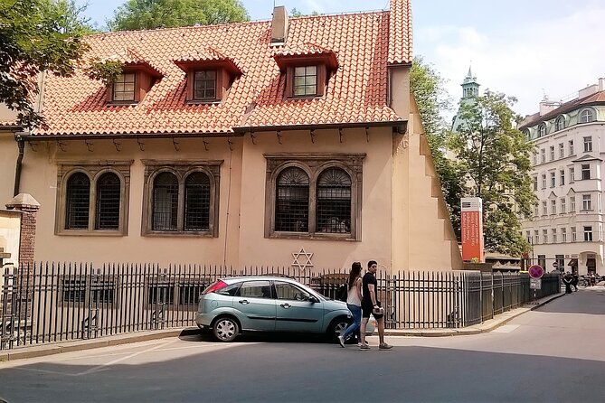 Prague Jewish Quarter Walking Tour with Admission Tickets - Spanish Synagogue + Jewish Museum exhibition: history with dates you can follow