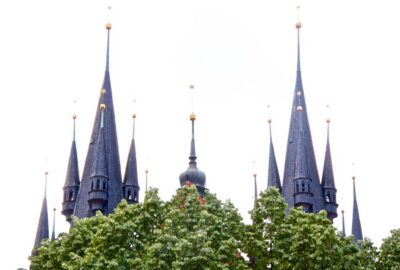 Prague: Old Town and Jewish Quarter Guided Walking Tour - Starting at Get Prague Guide (Maiselova 5): What Your First Minutes Set Up